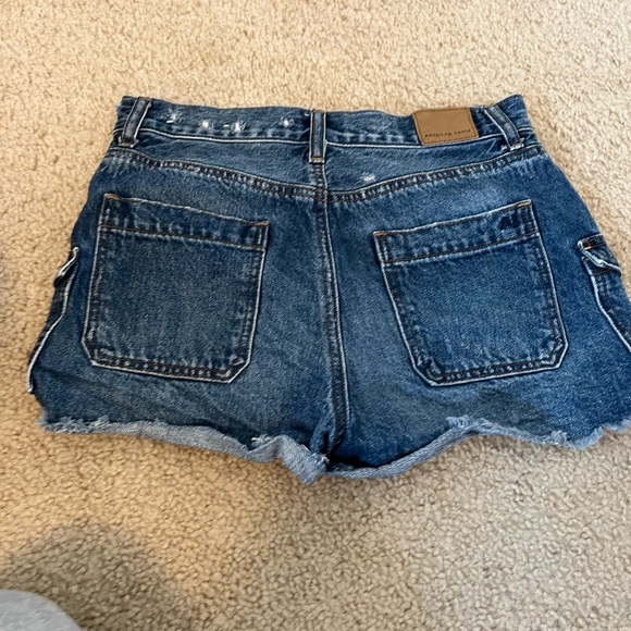shorts - Picture 2 of 3